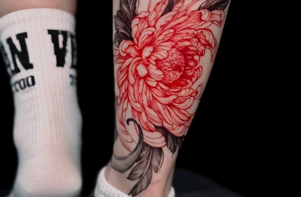 Leg tattoo