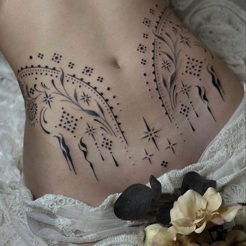 Тату на талии (8)